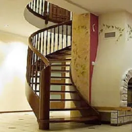 gebogene treppe esche 41